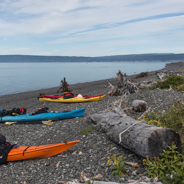 a small boat in a body of water